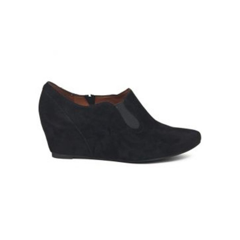 Kenneth Cole Gentle Souls Black Suede Slip On Wedge Booties